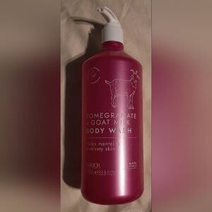 New/Unused Harbor Pomegranate and Goat Milk Body Wash - 33.8 Fl Oz